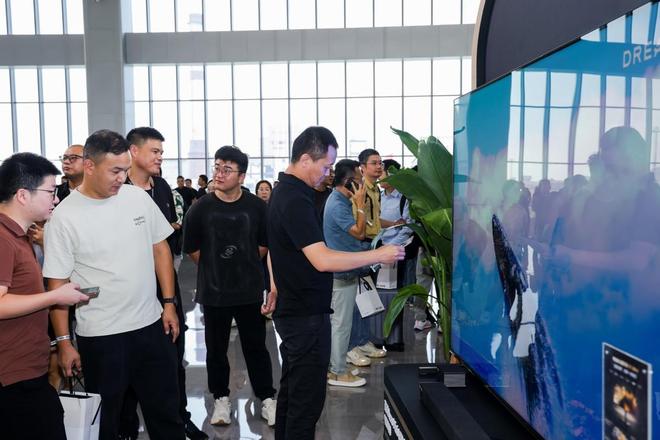 ini LED 追觅电视首次亮相就放大招!PP模拟器试玩入口无开机广告+Aura M(图1) ini LED 追觅电视首次亮相就放大招!PP模拟器试玩入口无开机广告+Aura M(图1)